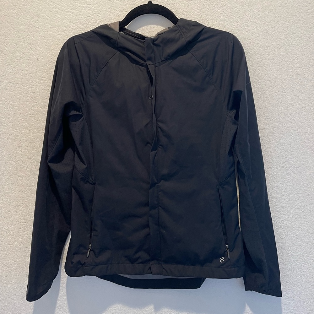 Athletic jacket